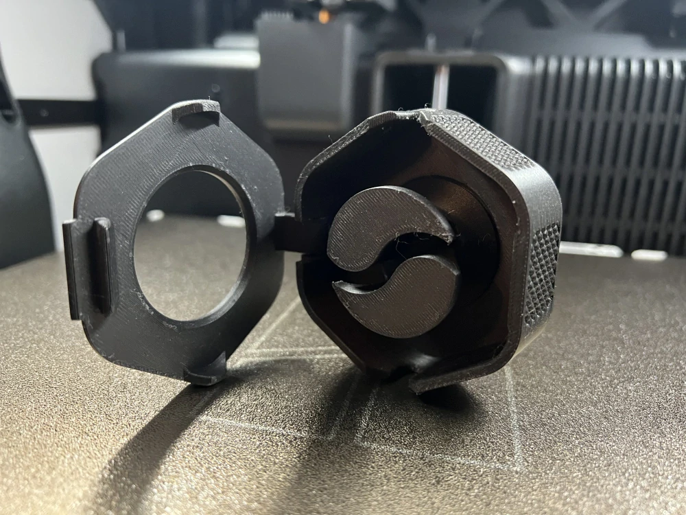 Naviják na kabely a sluchátka – 3D tištěný organizér (70 × 28 mm)