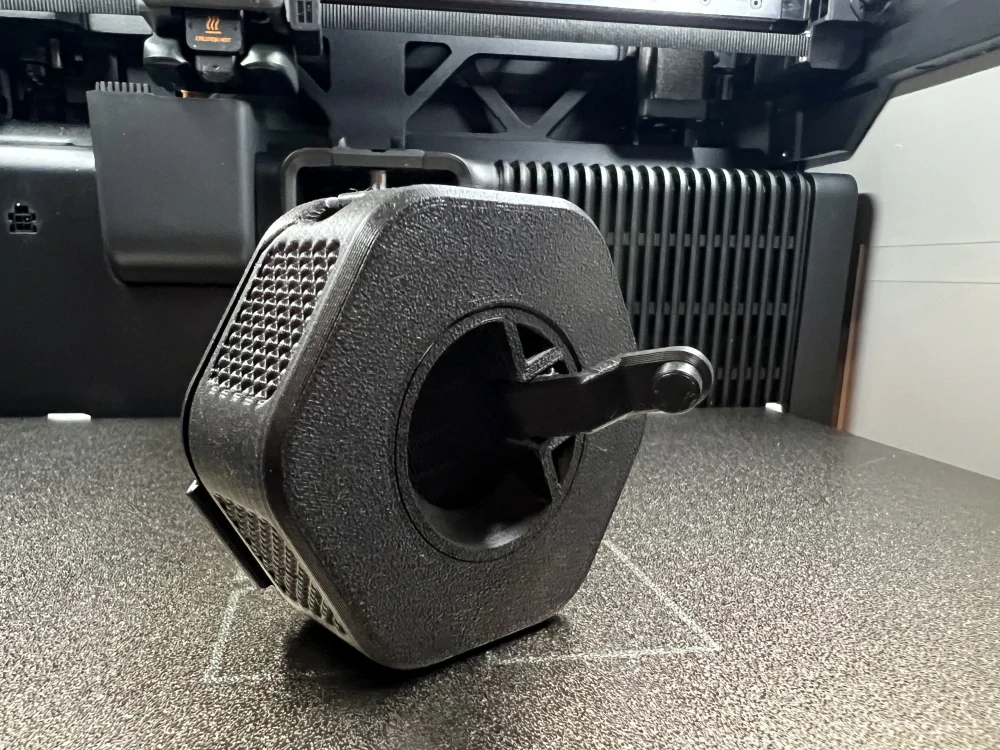 Naviják na kabely a sluchátka – 3D tištěný organizér (70 × 28 mm)