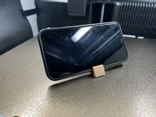 Klíčenka stojan telefonu