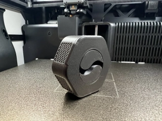 Naviják na kabely a sluchátka – 3D tištěný organizér (70 × 28 mm)